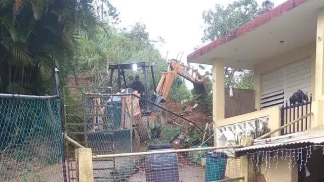 Desplazamiento de Tierra en casa de Sonalee Mercado.