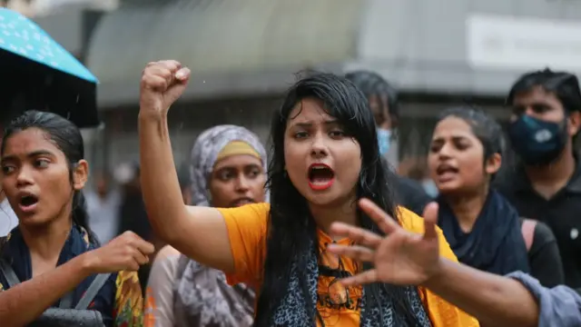 নোয়াখালীতে গণধর্ষণের প্রতিবাদে বিক্ষোভ, ঢাকা, ০৬-১০-২০২০।