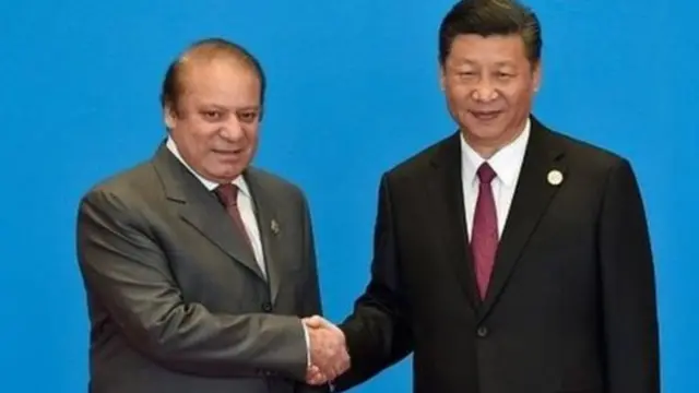 பாகிஸ்தான் அதிபர் நவாஸ் செரீப் மற்றும் சீனாவின் அதிபர் ஷி ஜிங்பிங்