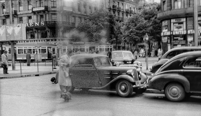 Carros na rua