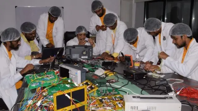 सेटेलाइट