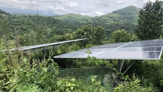 சூரிய மின் தகடுகள் கொண்டு மின்சாரம் உற்பத்தி