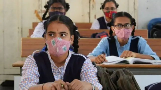 शाळा सुरू झाल्यानंतर मुलांमध्ये कोरोनासंसर्ग वाढतोय का?