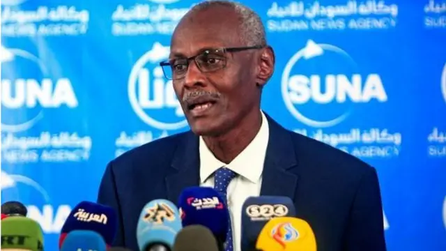 وزير الري السوداني ياسر عباس