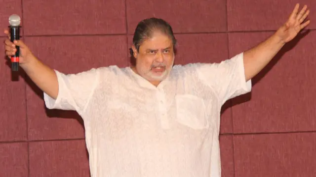 ગુજરાતી રંગભૂમિના દિગ્ગજ નાટ્યકાર નિમેષ દેસાઈ