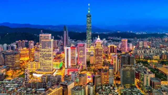 Акыркы жылдары "бычак терапиясы" Тайванда популярдуу болуп жатат