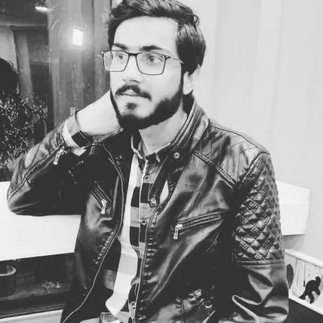 পাকিস্তানি ইউটিউবার আসিম হামজা