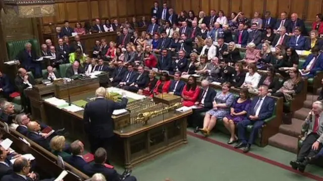 Pertemuan di parlemen.