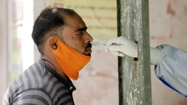 કોરોના ટેસ્ટ