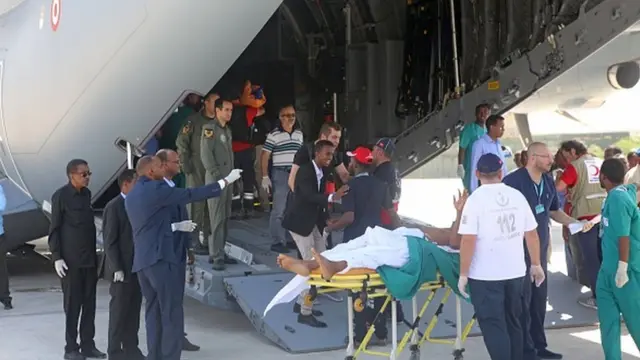 Kasar Turkiyya ta aika da jirgin soja dauke da magunguna na agaji, kuma za a kwashi mutane 40 da suka jikkata zuwa Turkiyya domin ba su kulawa