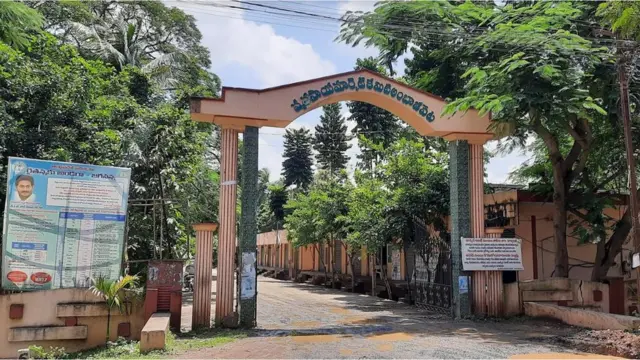 అంబాజీ పేట మార్కెట్ యార్డ్