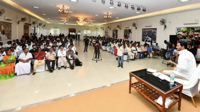 వైఎస్ జగన్