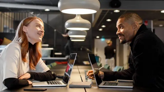 دفتری رومانس