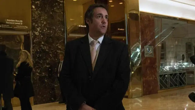 Bivugwa ko Michael Cohen yarondeye ikigo kiriha Stormy Daniels $130000 mu kwezi kwa cumi 2016