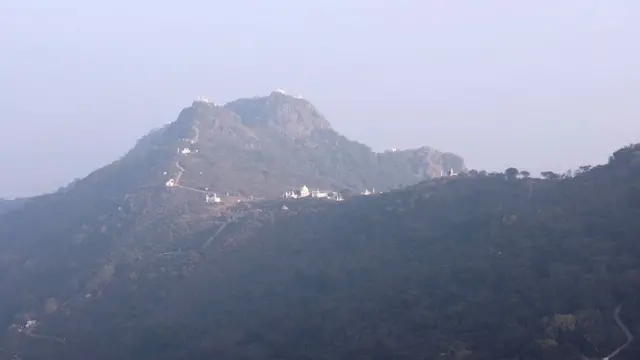 श्री सम्मेद शिखर जी