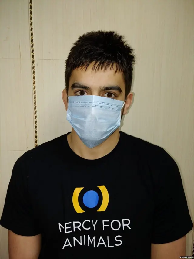 दिल्ली पुलिस ने अजय को भी गिरफ़्तार किया है.