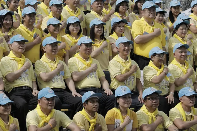 พรเพชร วิชิตชลชัย