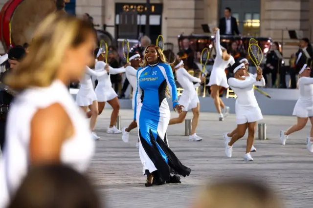 سرنا ویلیامز در لباس «آف وایت»