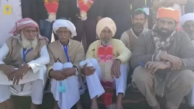 கர்தார்பூரில் முகமது சித்திக்கி மற்றும் முகமது ஹபீப் சந்திப்பு.