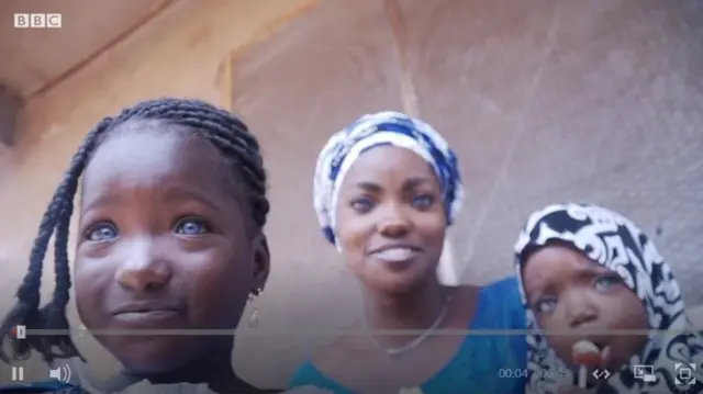 Awọn ọmọ oloju buluu