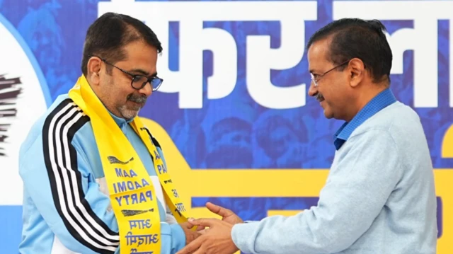 अवध ओझा आम आदमी पार्टी में शामिल हुए ...