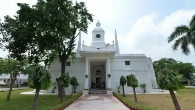 રાષ્ટ્રપતિભવનમાં ઘંટવાળો મિનાર