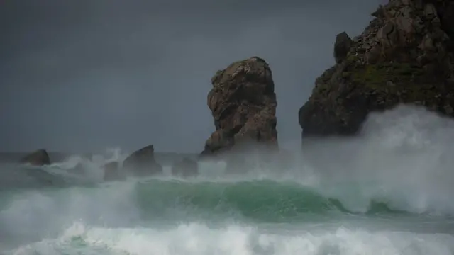 Шторм на гебридских островах