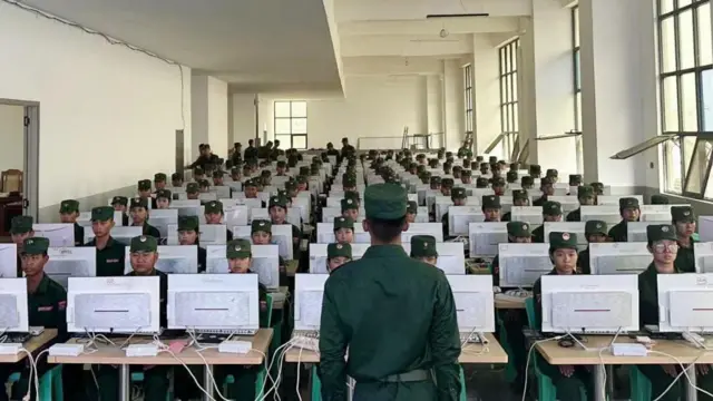 MNDAA ရဲ့ ဝန်ထမ်း မွမ်းမံသင်တန်းတစ်ခု