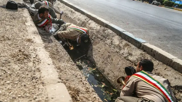 الهجوم على استعراض عسكري في الأهواز