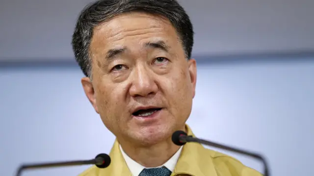 질병관리본부는 종교단체 접촉 가능자 명단을 받아 진단 검사를 실시하겠다고 발표했다