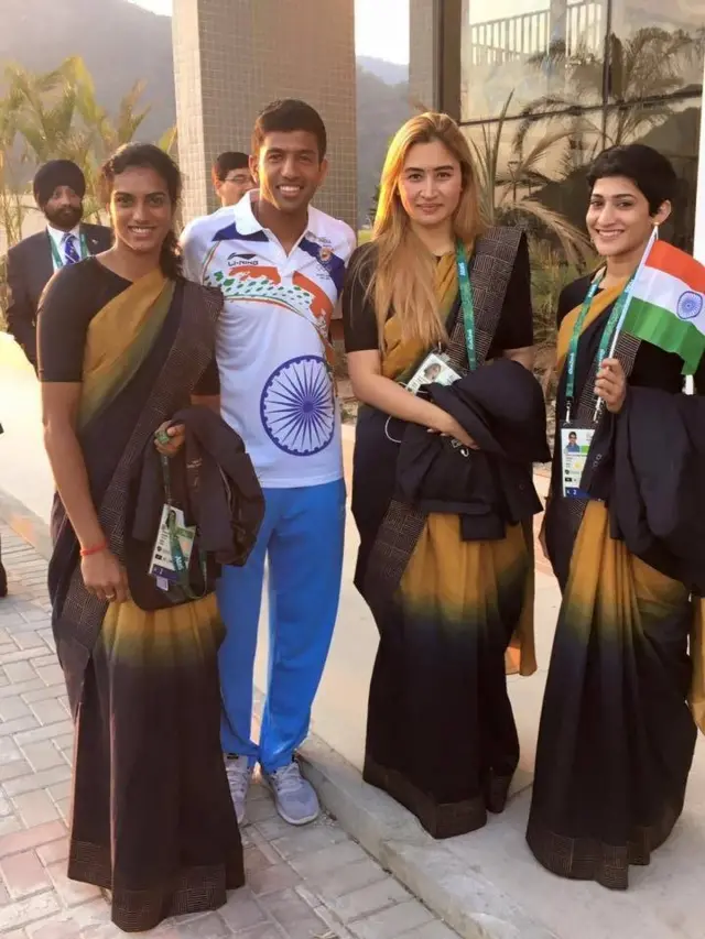 साड़ी में ज्वाला गट्टा