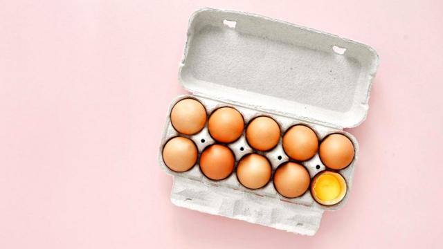 Как снять с себя сглаз и порчу с помощью яйца в домашних условиях