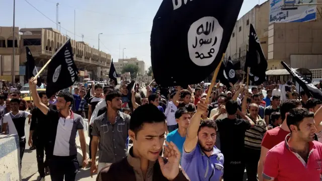 تظاهرات حمایت از داعش در موصل