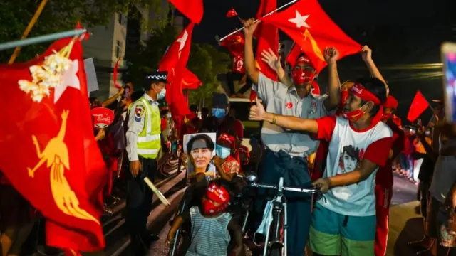 மியான்மரில் ராணுவ ஆட்சி அமல்: ஆங் சான் சூச்சி உள்ளிட்ட தலைவர்கள் கைது