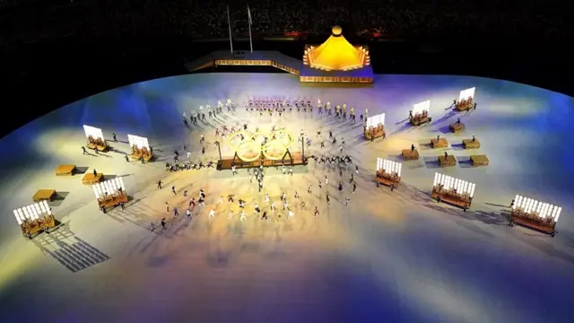 Во время церемонии открытия