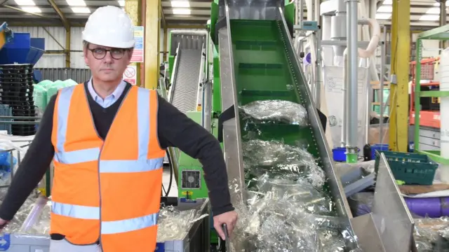 环球塑料有限公司业务经理普赖斯