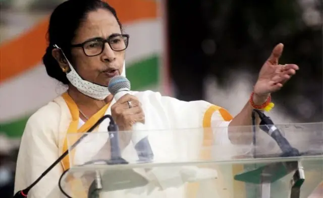 મમતા બેનરજી