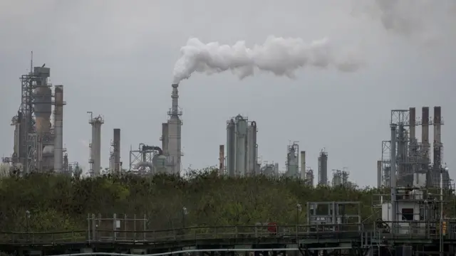 तेल उद्योग