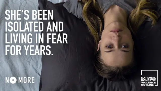 Un afiche de una campaña contra la violencia de género