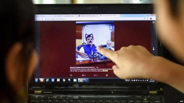 ਸ਼ੌਕਤ ਯੂਸਫ਼ਜ਼ਈ