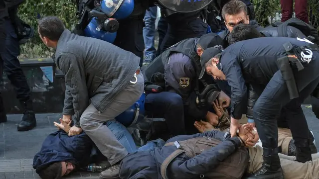 Şişli'de bir HDP kampanya çalışmasına müdahale