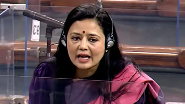 महुआ मोईत्रा