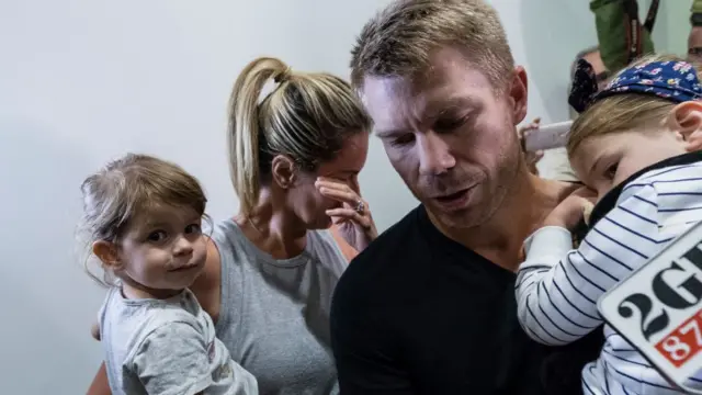 ஆஸ்திரேலியா திரும்பிய டேவிட் வார்னர்