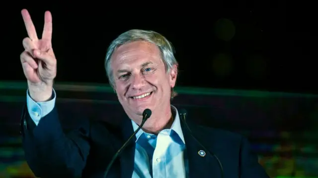 José Antonio Kast celebra la victoria en primera vuelta electoral en Chile