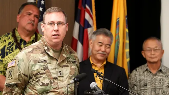 El general Arthur J. Logan