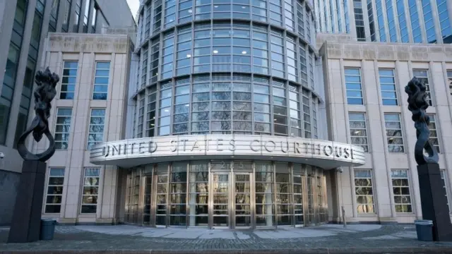 Здание суда