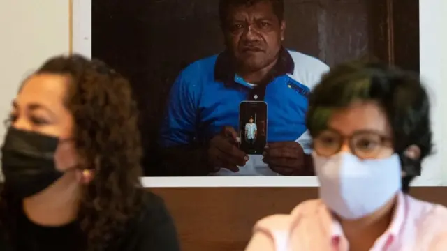 Opositores en el exilio