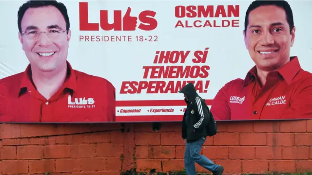 Propaganda de Luis Zelaya y el partido Liberal de Honduras.