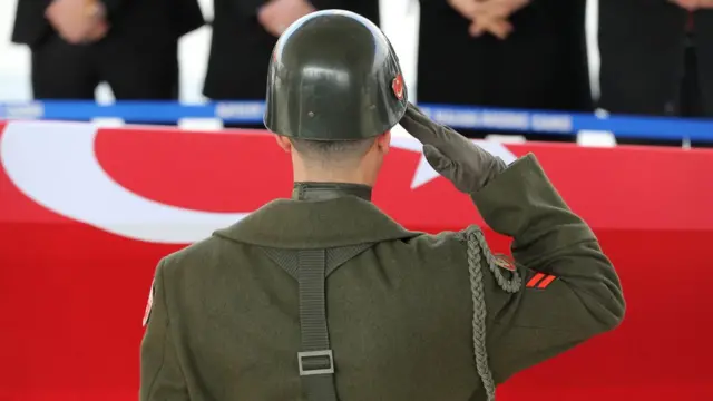 صورة من الأرشيف لجندي تركي قتل في سوريا