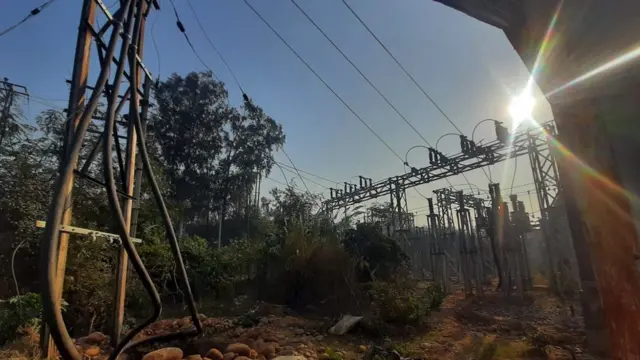 बिजली आपूर्ति